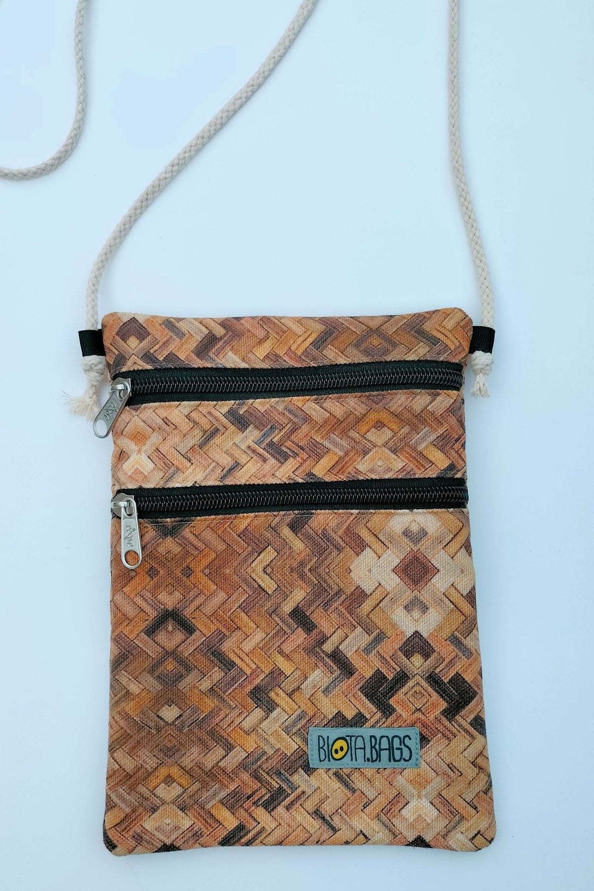 Bolso pequeño con cordón
