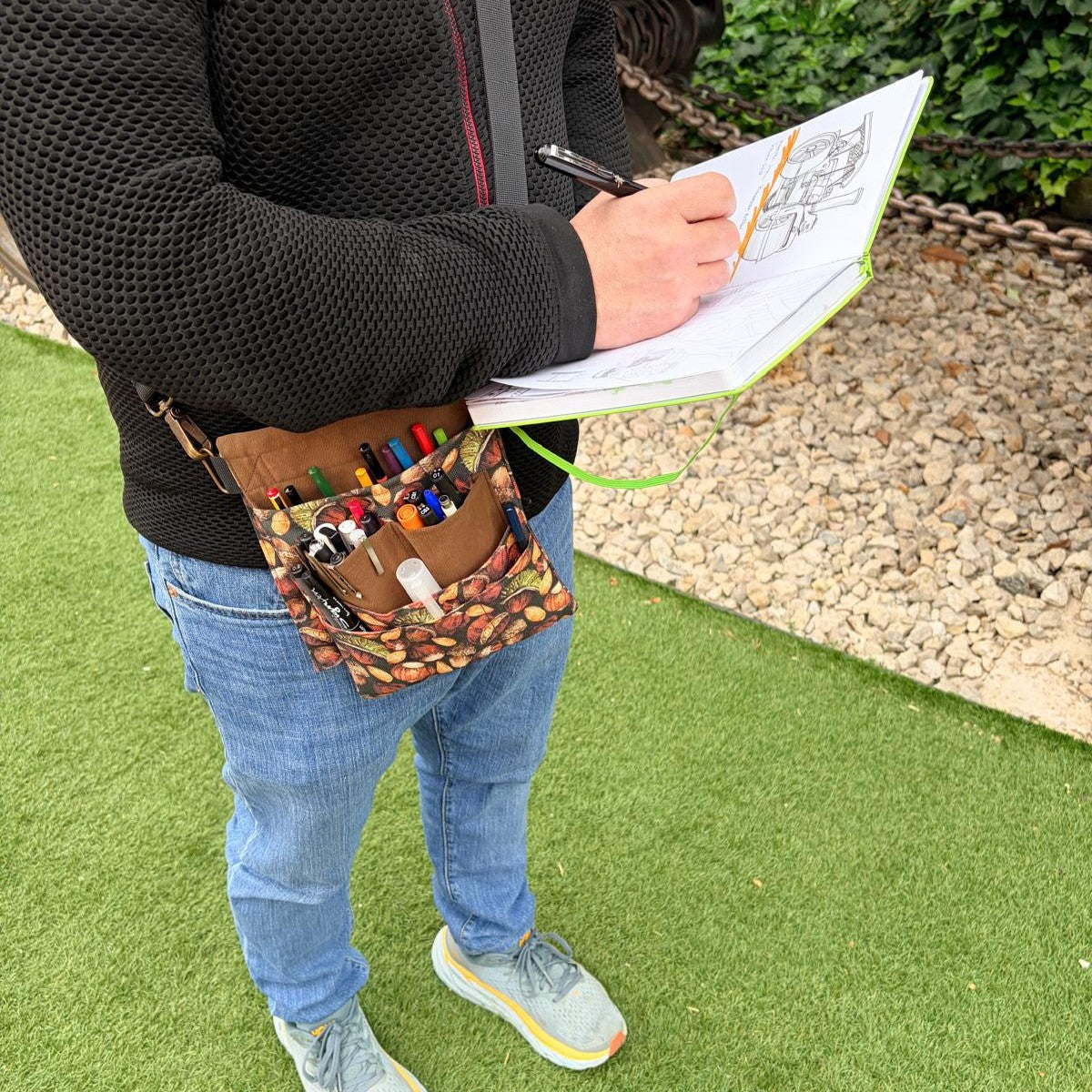 Bolsa Artista 2 en 1: Bolso Riñonera para Urban Sketchers